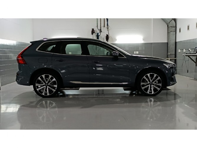 2023 Volvo XC60 B5 Geartronic AWD Ultimate Bright