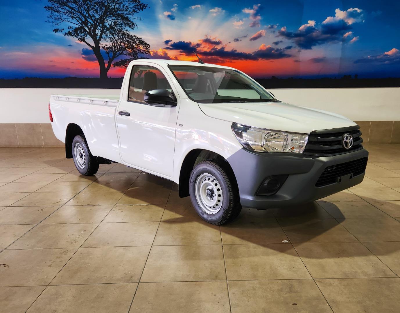 2023 Toyota Hilux 2.4GD S 5MT