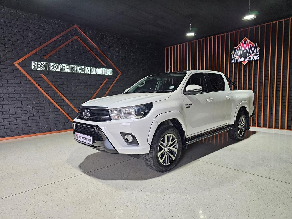 2017 Toyota Hilux 2.8GD-6 Double Cab Raider Black Limited Edition