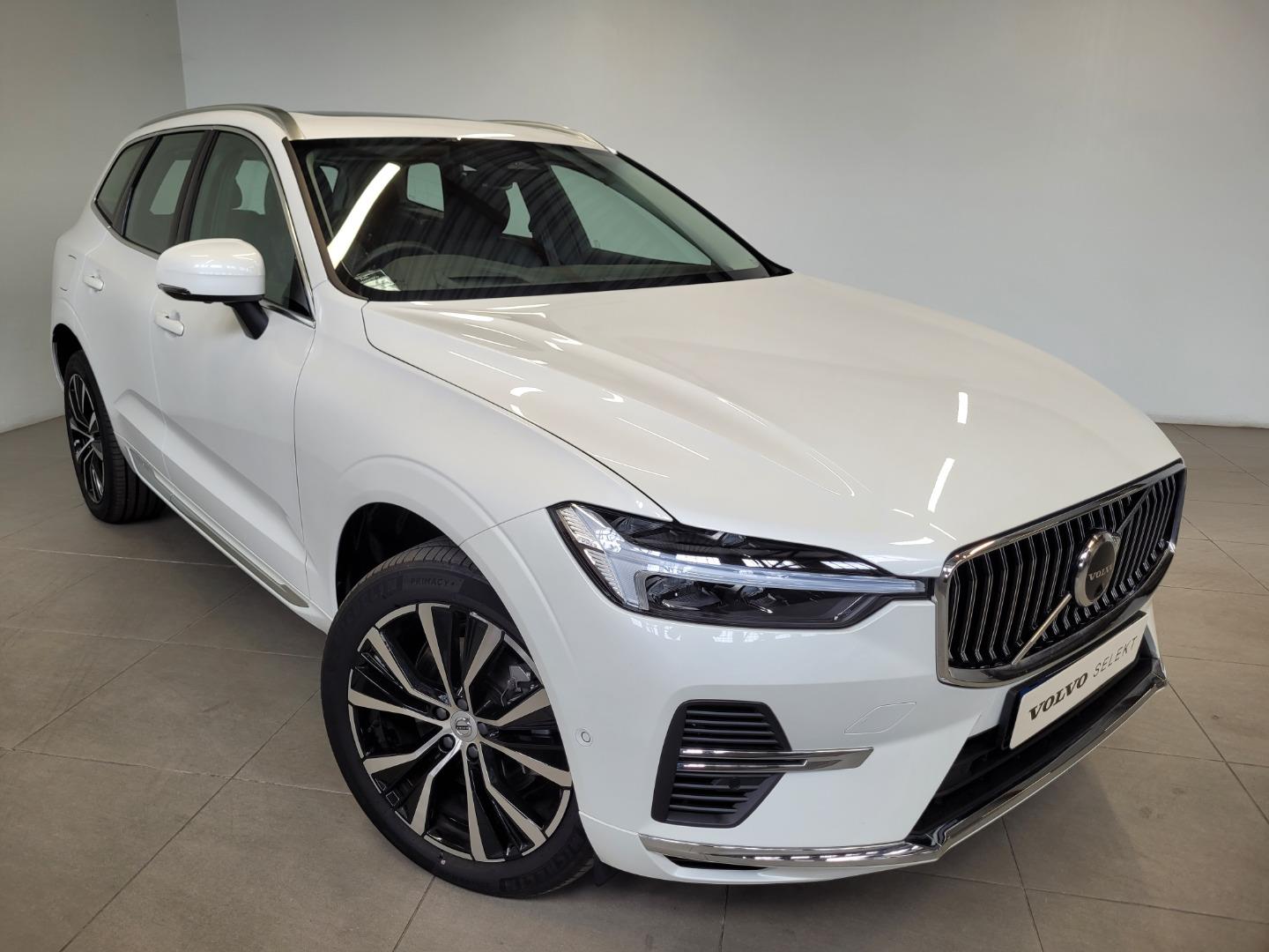 2023 Volvo XC60 T8 Recharge AWD Ultimate Bright