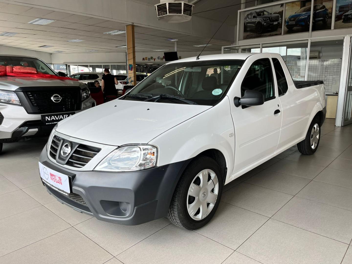 2022 Nissan NP200 1.6i (Aircon) Safety Pack
