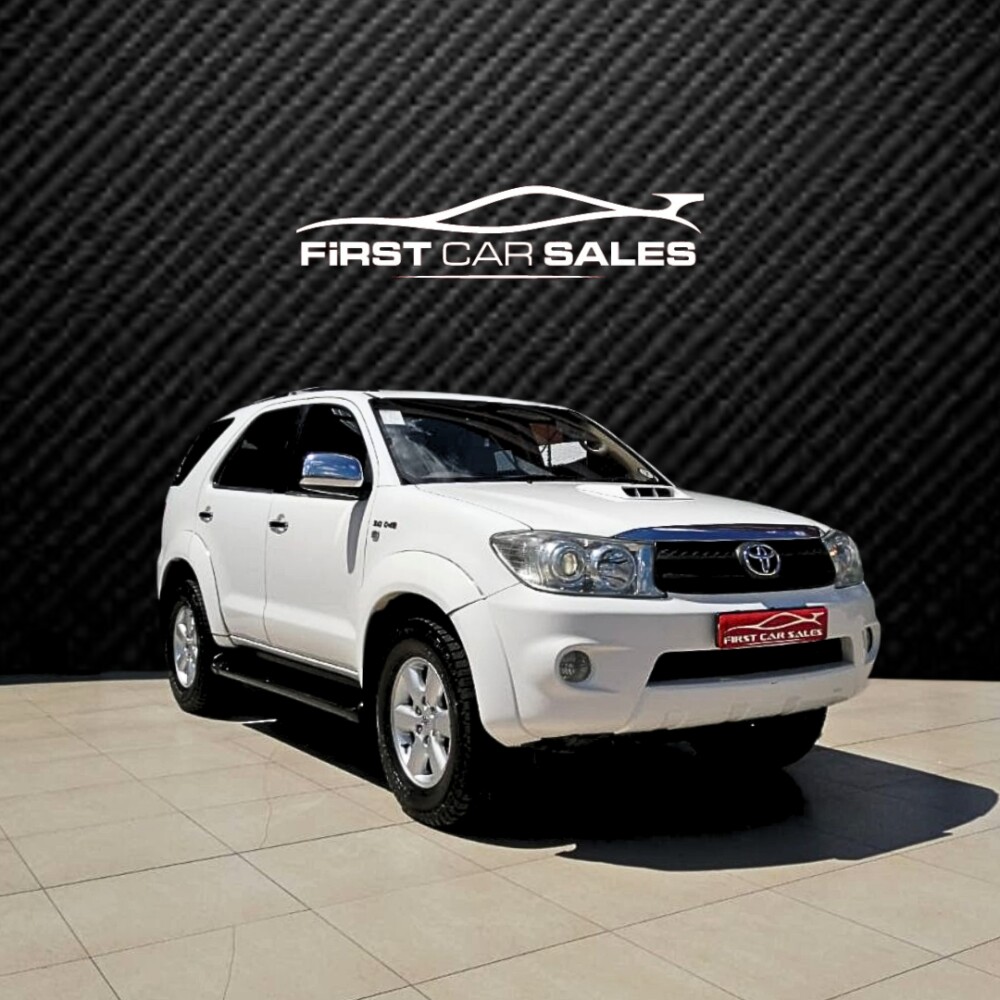 2010 TOYOTA FORTUNER 3.0D4D AUTO 7 SEATER
