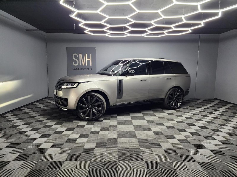 2023 Land Rover Range Rover 4.4 SV