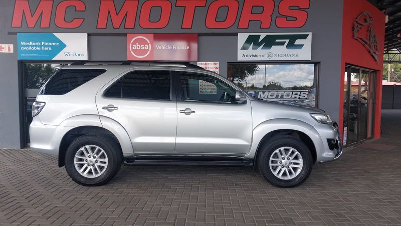 2014 TOYOTA FORTUNER 3.0D-4D R/B A/T