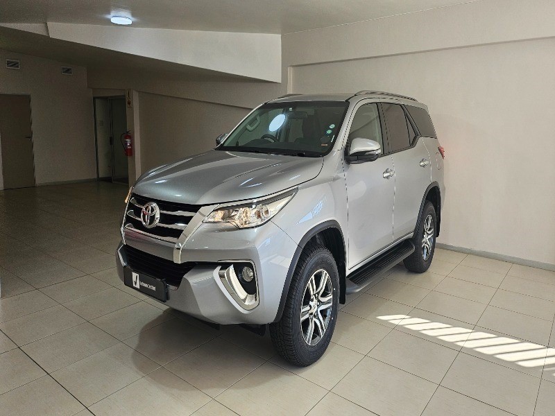 2019 TOYOTA FORTUNER 2.4 GD-6 RAISED BODY AT