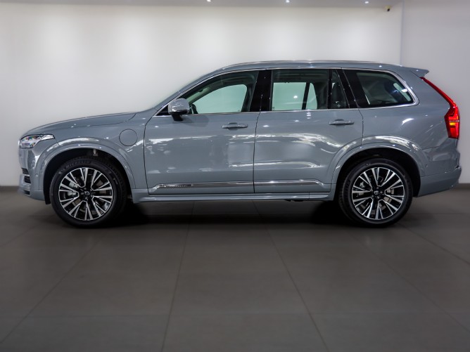 2024 Volvo XC90 Recharge Twin Engine AWD Ultimate Bright