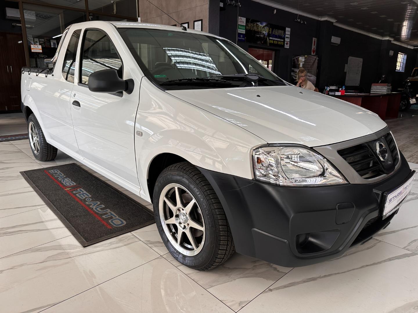 2018 Nissan NP200 1.6i (Aircon) Safety Pack