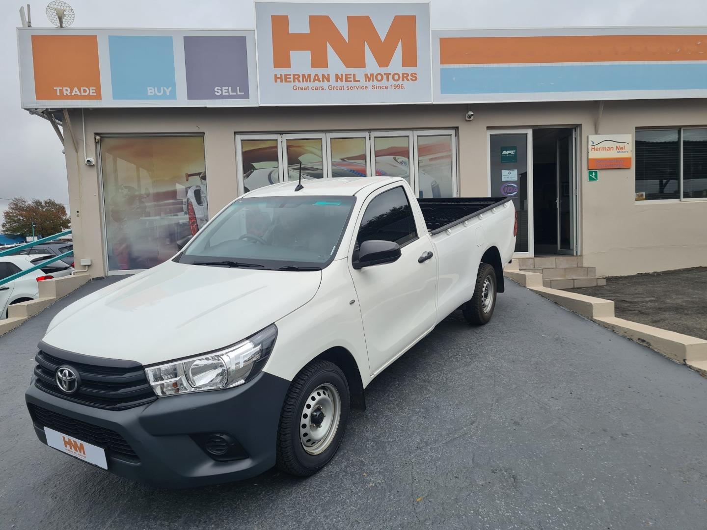 2020 TOYOTA HILUX 2.4GD S (AIRCON)