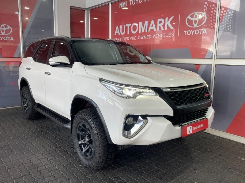 2017 TOYOTA FORTUNER 2.8 GD-6 4X4 AT
