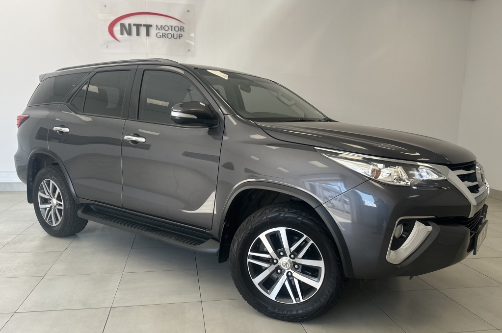 2017 TOYOTA FORTUNER 2.4GD-6