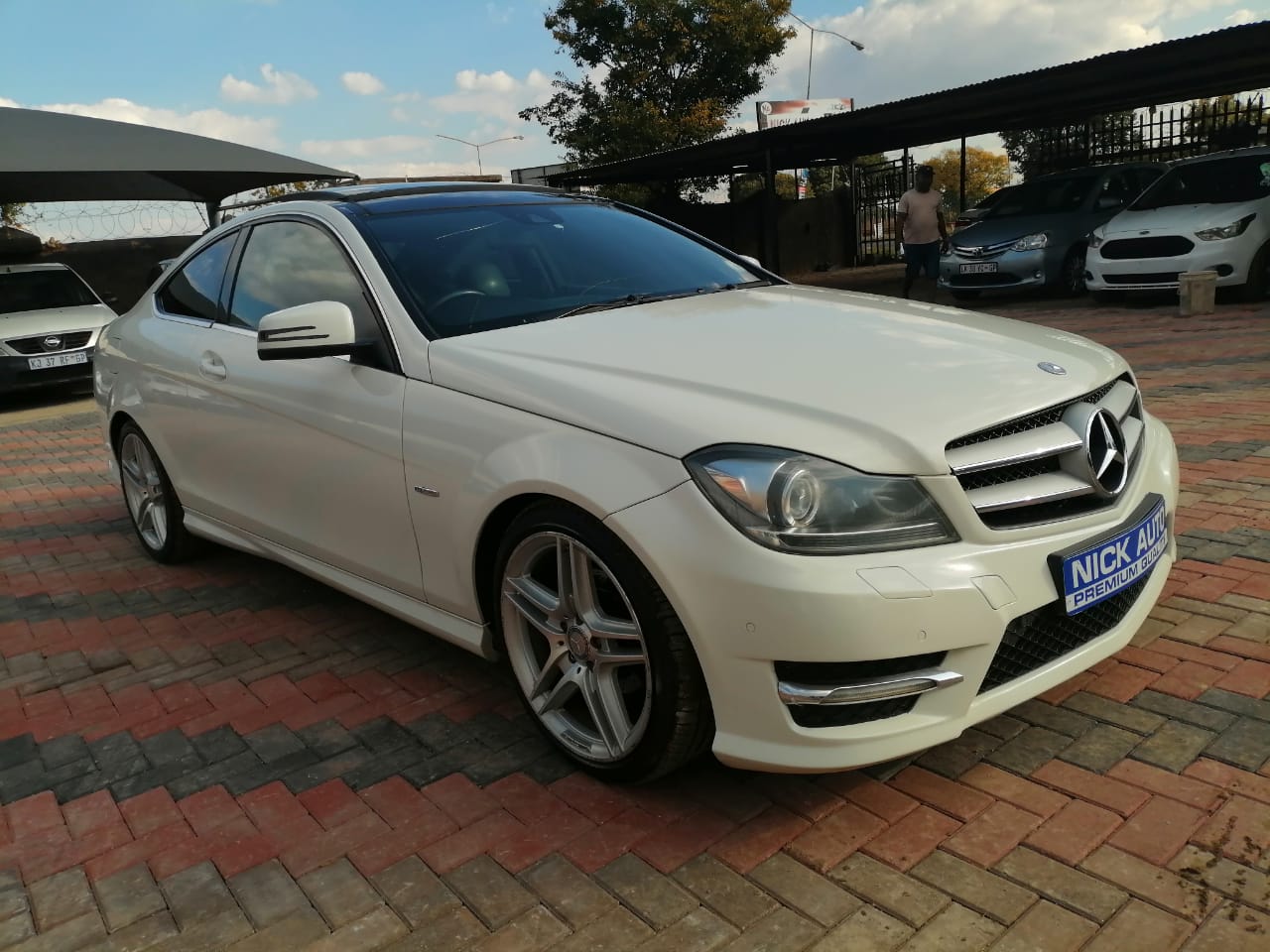 2012 MERCEDES-BENZ C-CLASS C250 coupe amg sports