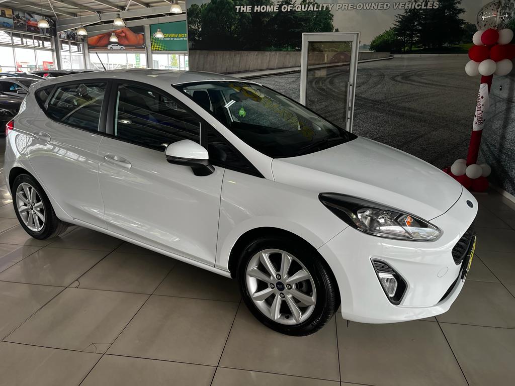 2018 Ford Fiesta 5-Door 1.0T Trend