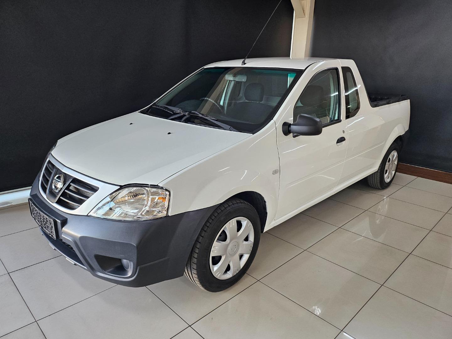 2018 Nissan NP200 1.5dCi Base A/C + Safety