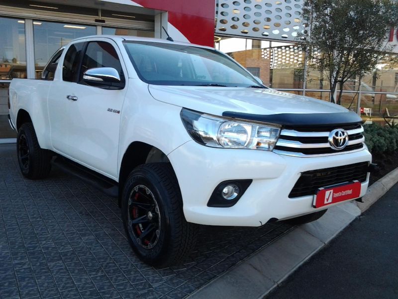 2017 Toyota Hilux 2.8 GD-6 Raised Body Raider Extended Cab