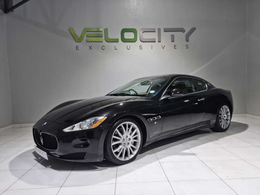 2010 MASERATI GRANTURISMO