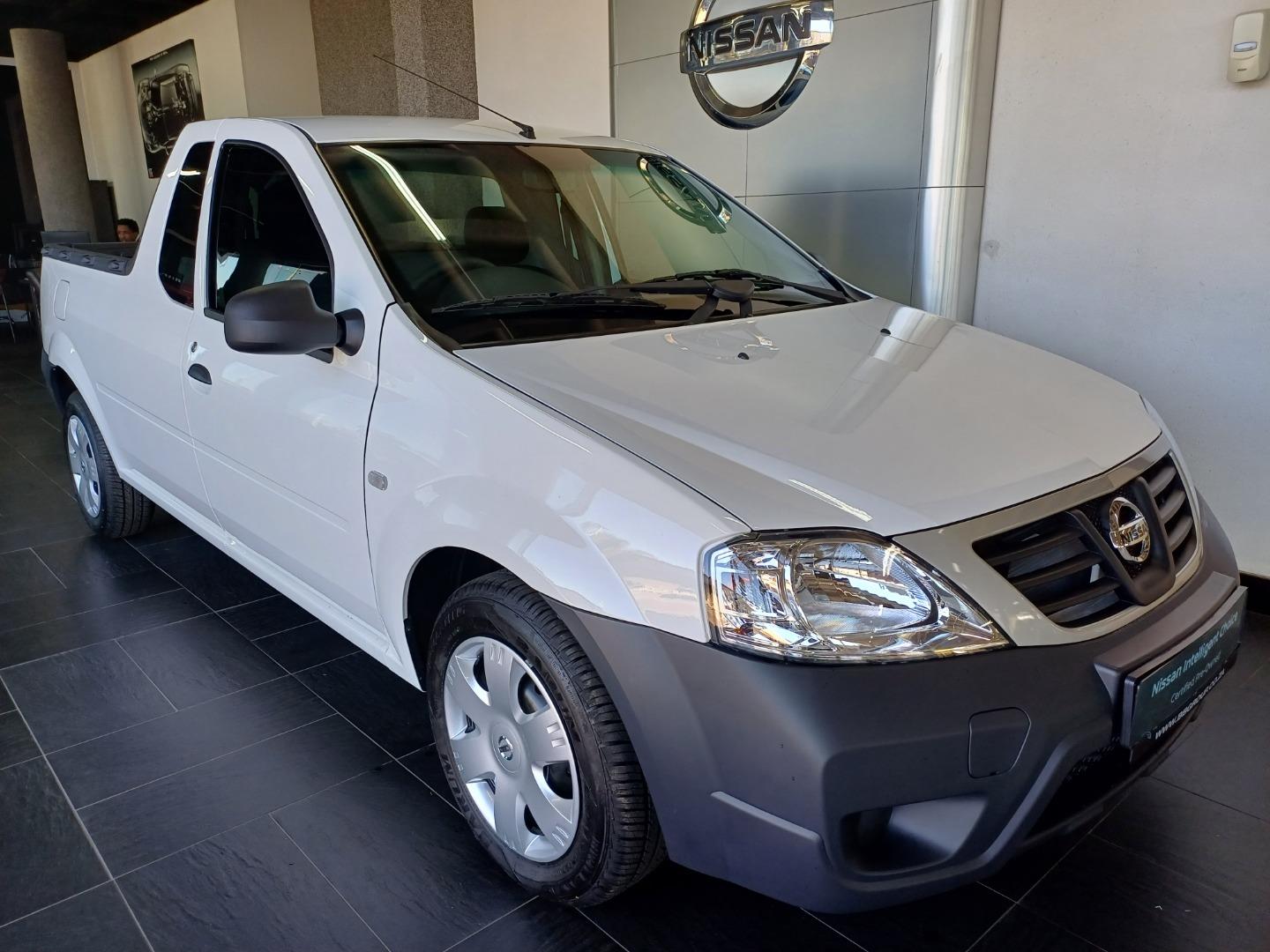 2023 Nissan NP200 1.6 8V A/C+SAFETY PACK