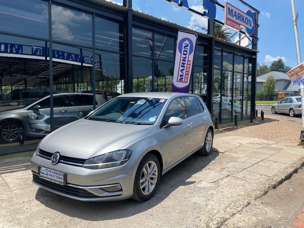 2019 VOLKSWAGEN GOLF VII 1.0 TSI COMFORTLINE