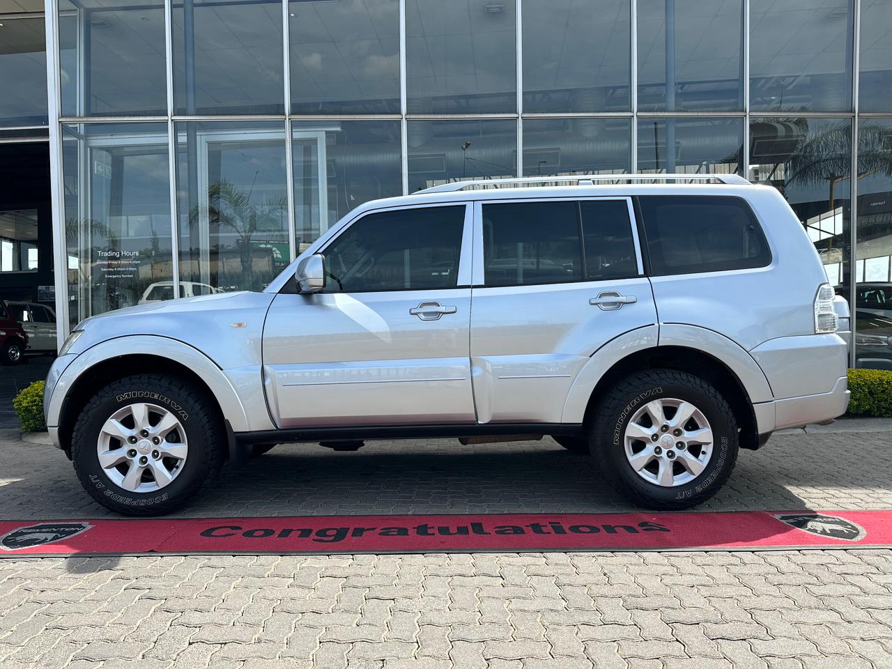 2012 MITSUBISHI PAJERO 5-door 3.2di-d glx