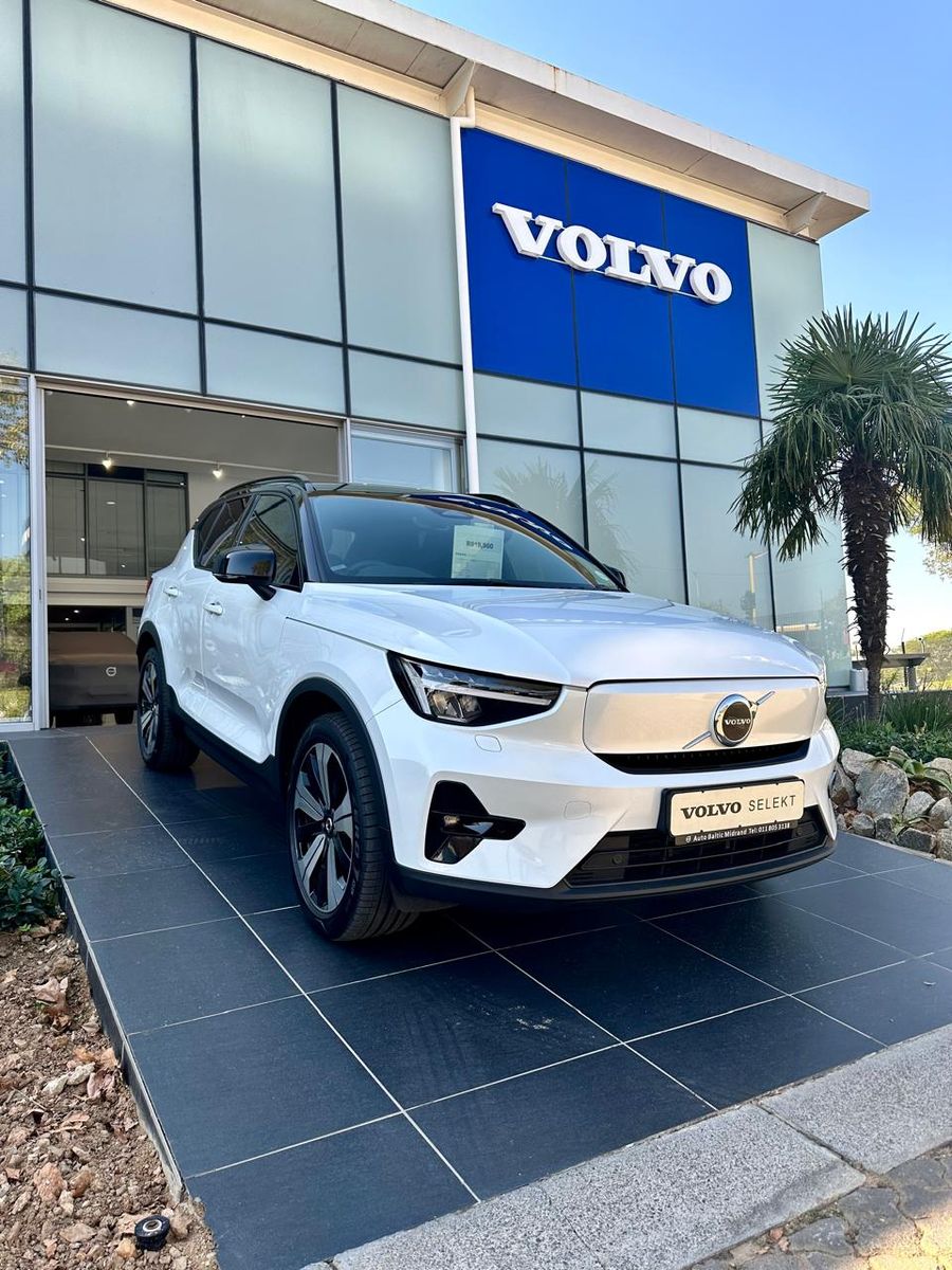 2023 VOLVO XC40 P6 RECHARGE