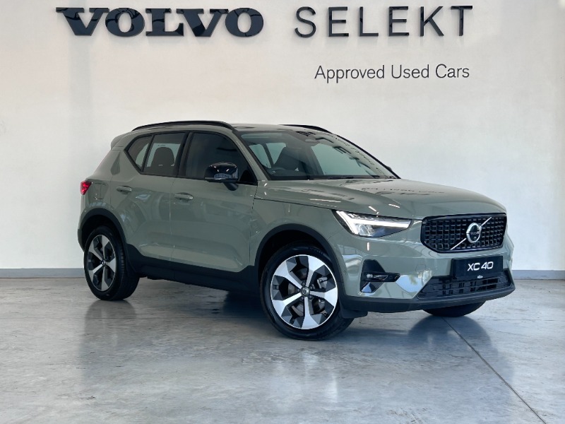 2024 VOLVO XC40 B4 PLUS DARK GEARTRONIC (MILD HYBRID)