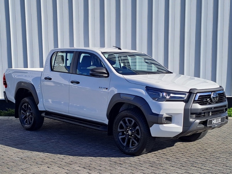 2024 TOYOTA HILUX 2.8 GD-6 RB LEGEND A/T P/U D/C (MHEV)