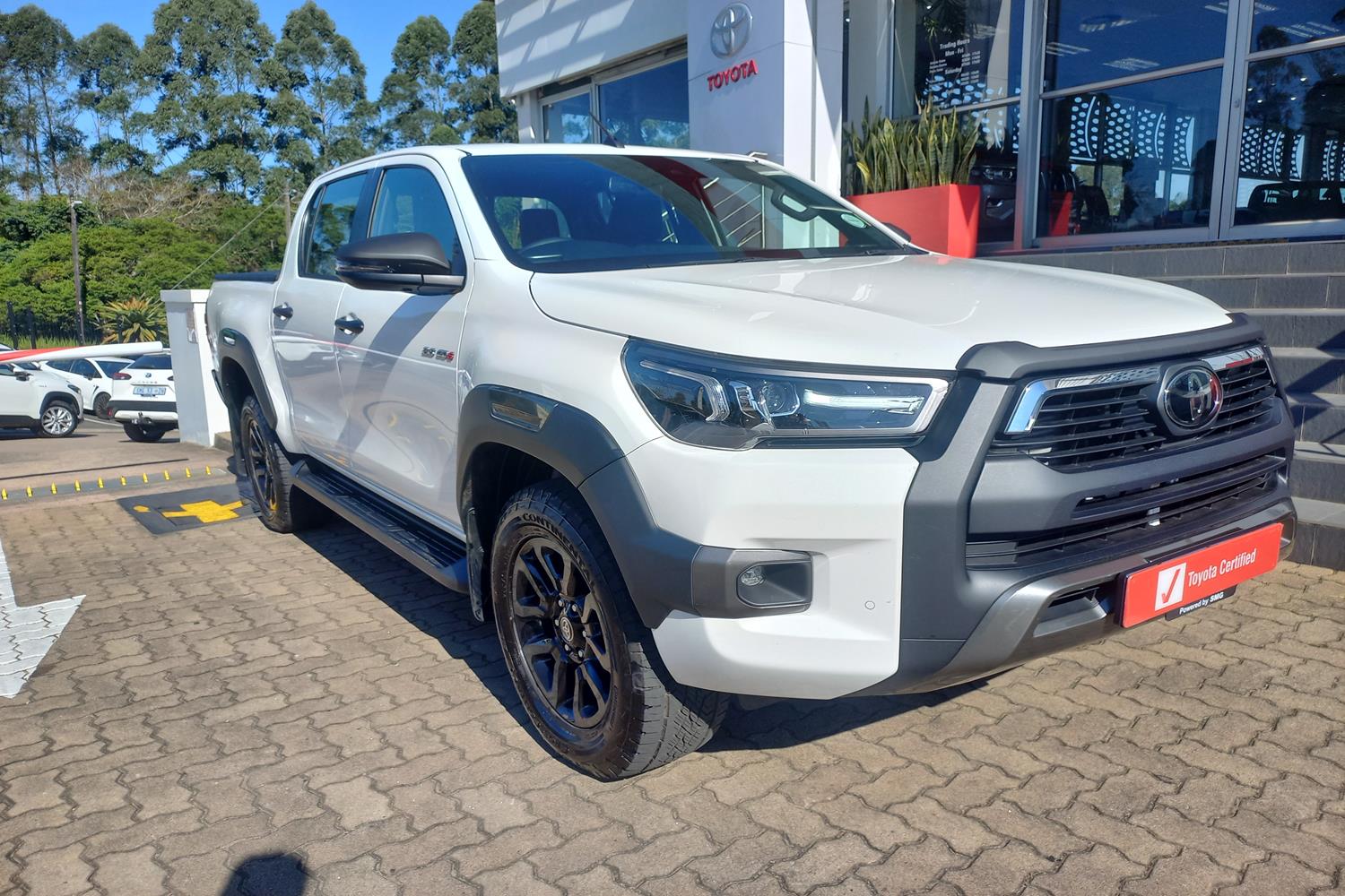 2023 TOYOTA HILUX 2.8GD-6 DOUBLE CAB 4×4 LEGEND AUTO