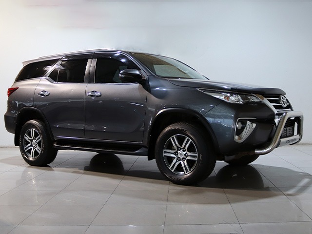 2019 TOYOTA FORTUNER 2.4GD-6 R/B A/T