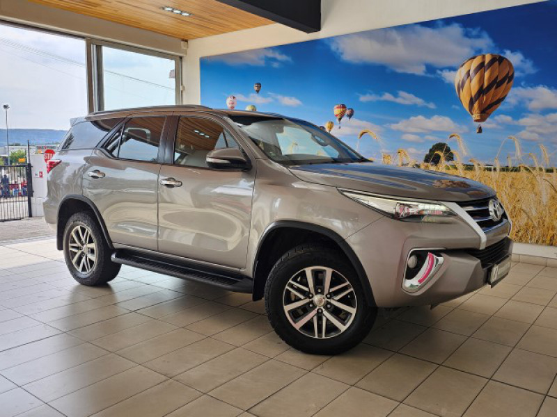 2017 TOYOTA FORTUNER 2.8GD-6 R/B A/T