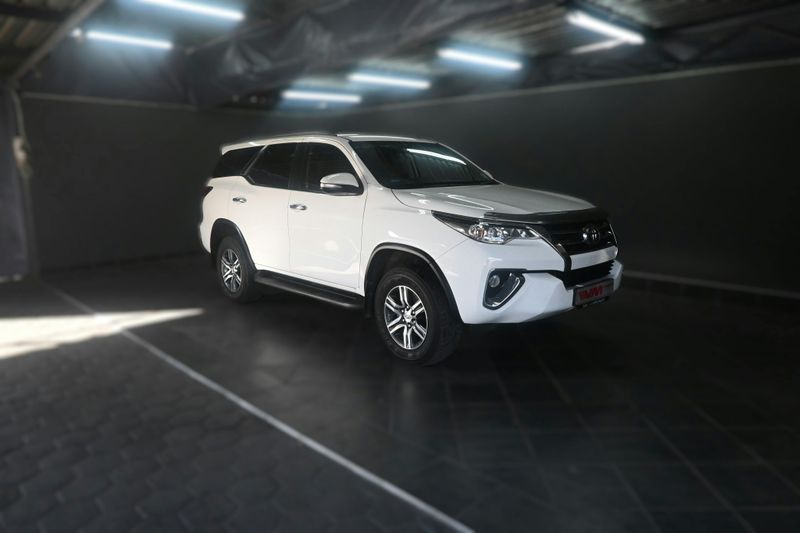 2016 TOYOTA FORTUNER 2.4GD-6 A/T 4X2