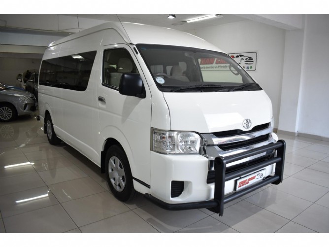 2015 Toyota Hiace 2.5 D-4D Bus 14 Seat