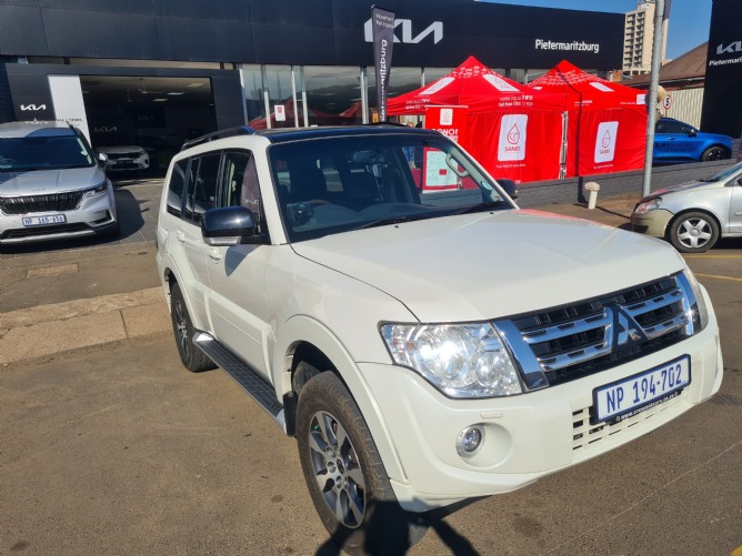 2014 Mitsubishi Pajero 3.2 DI-D GLS LWB Auto