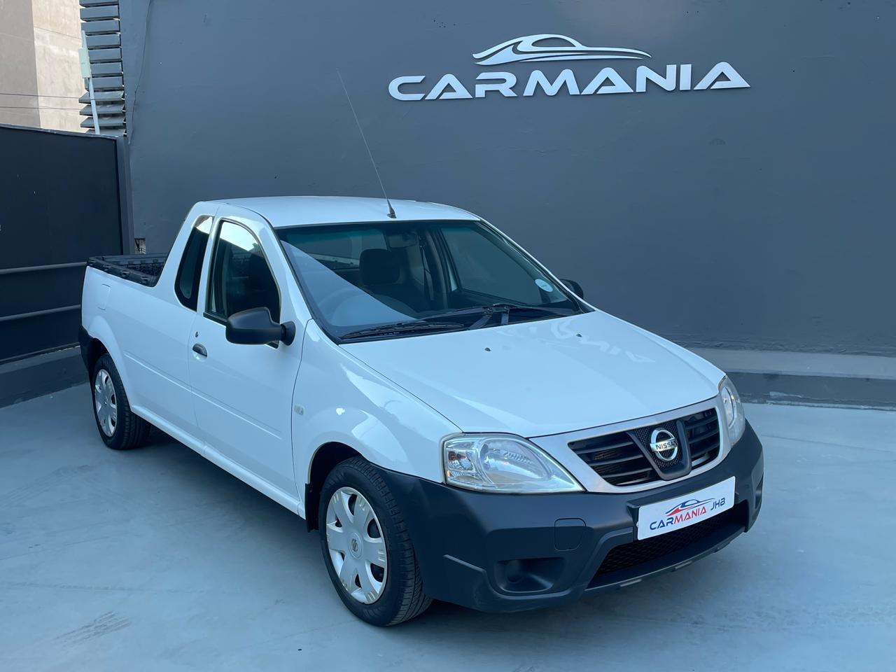 2019 Nissan NP200 1.6i (Aircon) Safety Pack