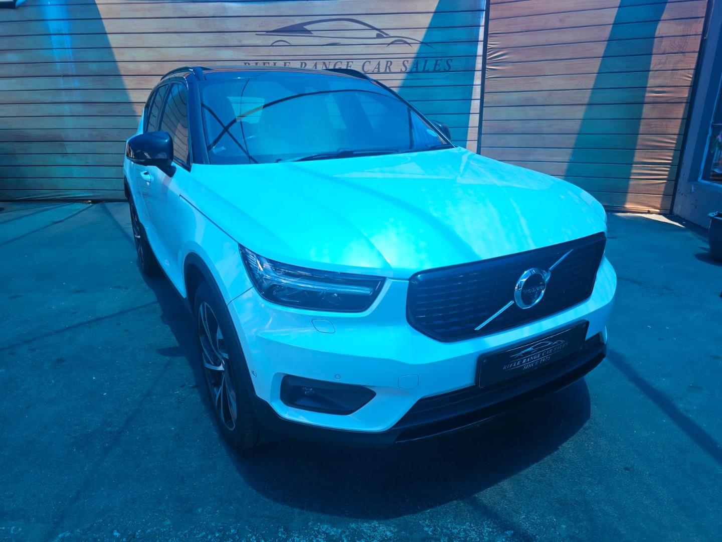 2018 Volvo XC40 D4 AWD R-Design