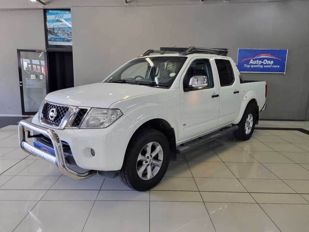 2011 NISSAN NAVARA 3.0 dCi LE A/T 4X4 P/U D/C