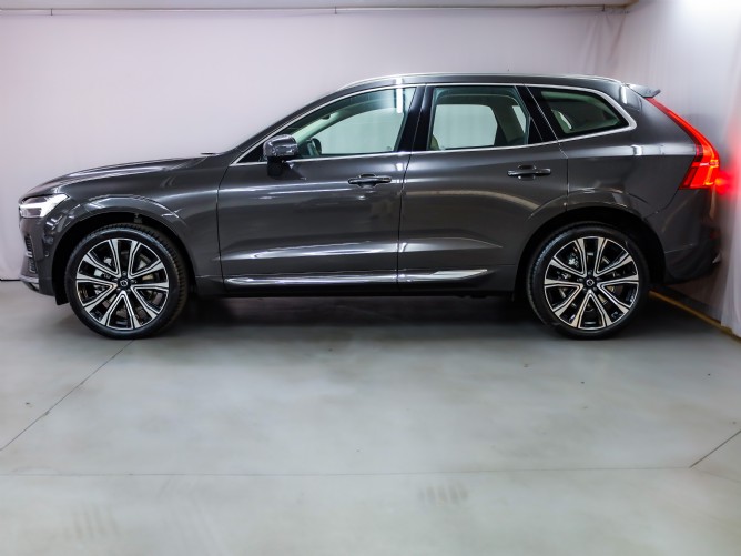 2024 Volvo XC60 B6 Geartronic AWD Ultimate Bright