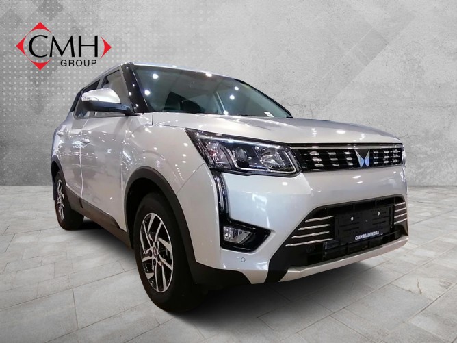 2024 Mahindra XUV300 W8 Petrol