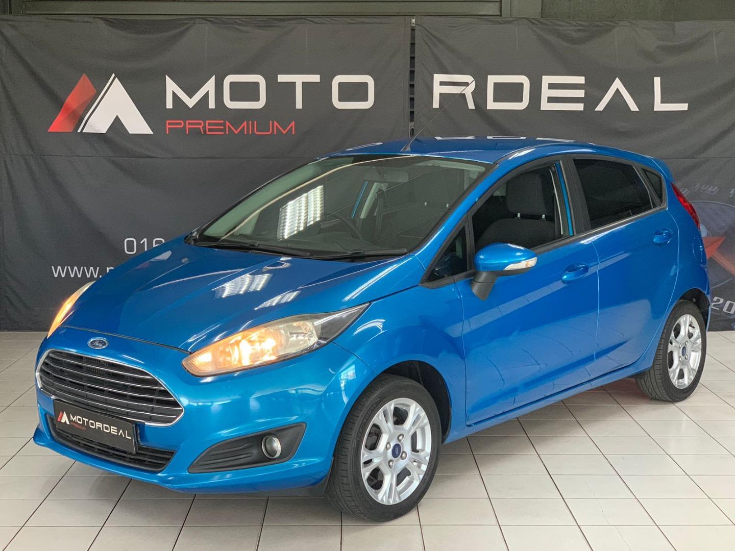 2015 Ford Fiesta 5-Door 1.0T Trend