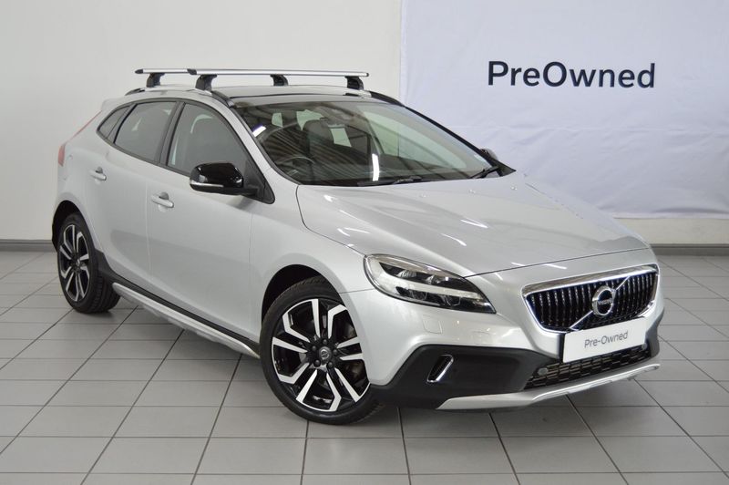 2017 Volvo V40 Cross Country D4 Inscription