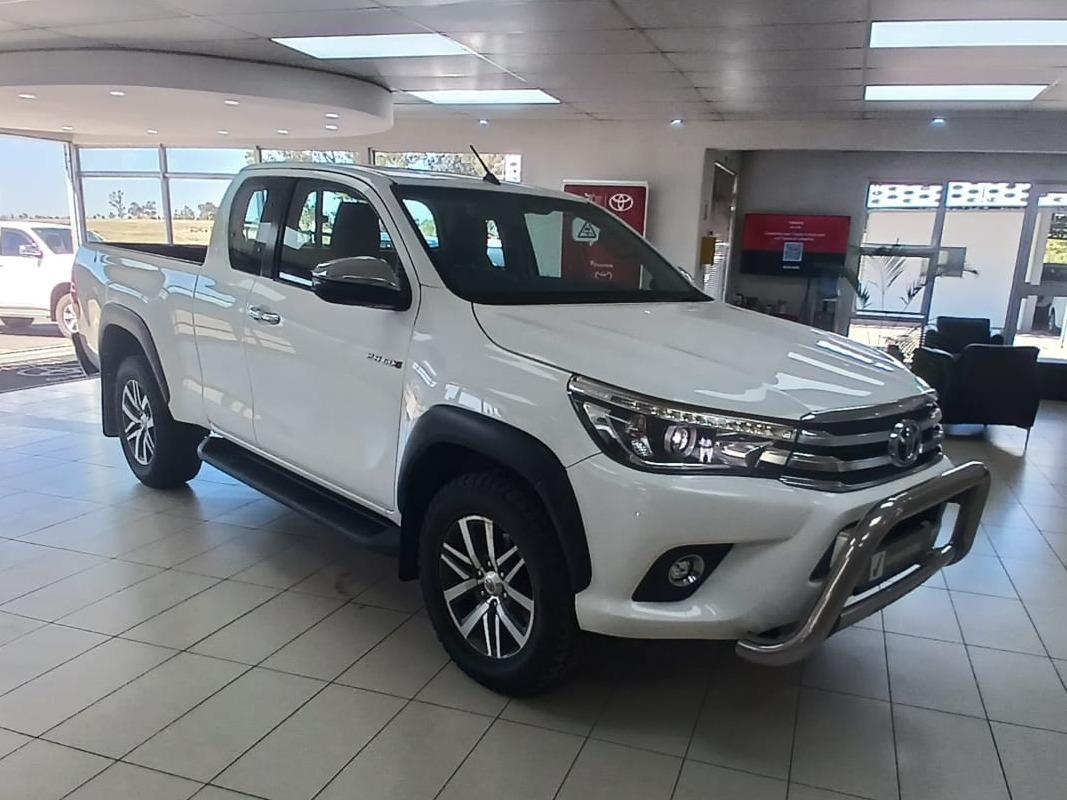 2018 TOYOTA HILUX 2.8gd-6 xtra cab 4x4 raider