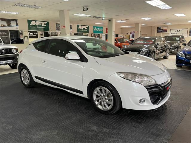 2012 Renault Megane III 1.6 Expression Coupe
