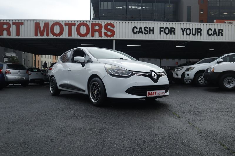2016 Renault Clio IV 900T Blaze Limited Edition 5-dr (66kW)