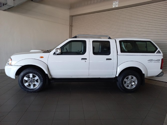 2019 Nissan NP300 Hardbody 2.5 TDi 4×4 Double Cab