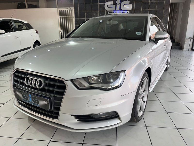 2014 Audi A3 sedan 1.4 TFSI SE S tronic