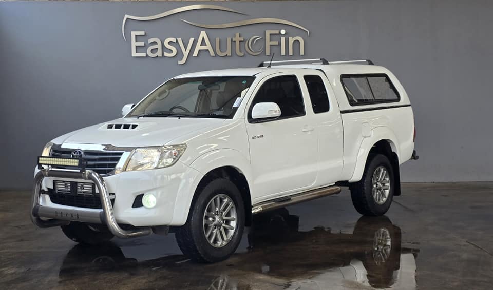 2013 Toyota Hilux 3.0 D-4D DAKAR P/U M/T E/Cab