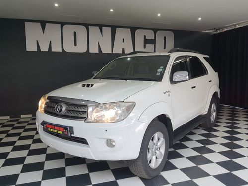 2010 Toyota Fortuner 3.0 D4D R/B