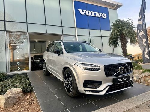 2024 VOLVO XC90 B5 R-DESIGN/PLUS DARK AWD (MILD HYBRID)