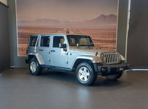 2014 JEEP WRANGLER UNLTD SAHARA 3.6L V6 A/T