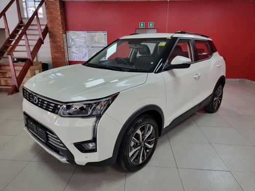 2024 Mahindra Xuv300 1.2 W8