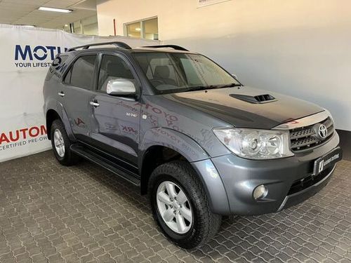 2011 TOYOTA FORTUNER 3.0D-4D 4X4