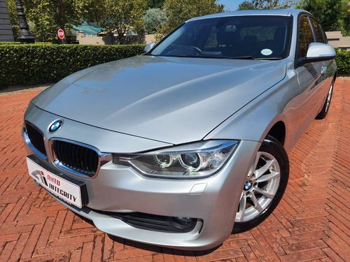 2013 BMW 3 Series Sedan